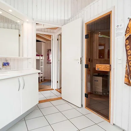 Dom wakacyjny Three-bedroom Holiday In 14 Hejls