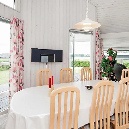 Three-bedroom Holiday In 14 Dom wakacyjny *