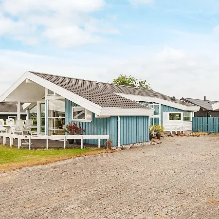 Three-bedroom Holiday In 14 Dom wakacyjny *