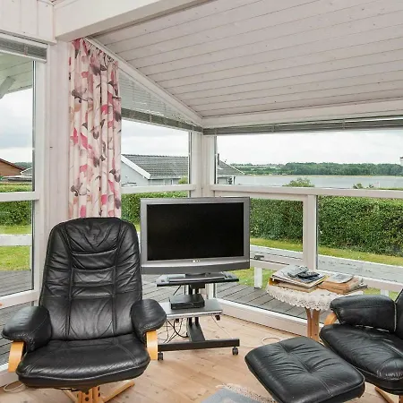 Three-bedroom Holiday In 14 Hejls